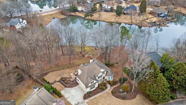 50 Lakecrest Circle, Suwanee, GA 30024