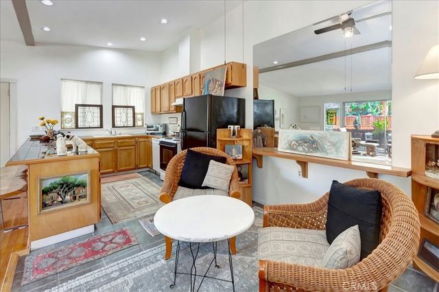 76 Calle Aragon S, Laguna Woods, CA 92637