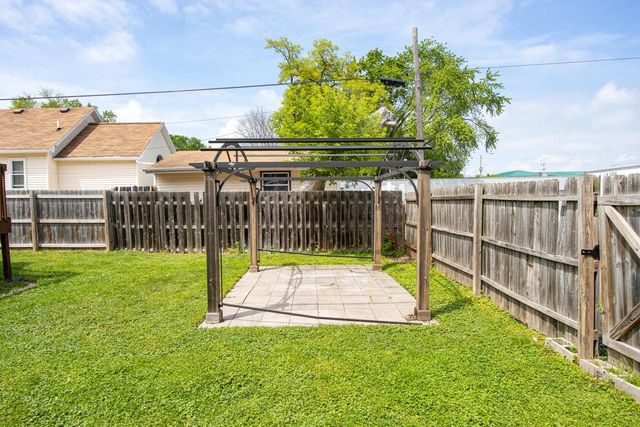 138 N Locust STREET, Appleton, WI 54914