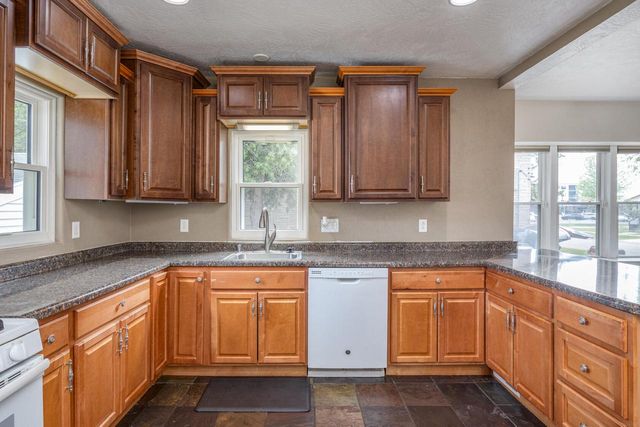138 N Locust STREET, Appleton, WI 54914