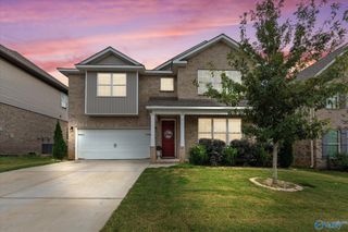 636 Magnolia Place Lane SW, Hartselle, AL 35640