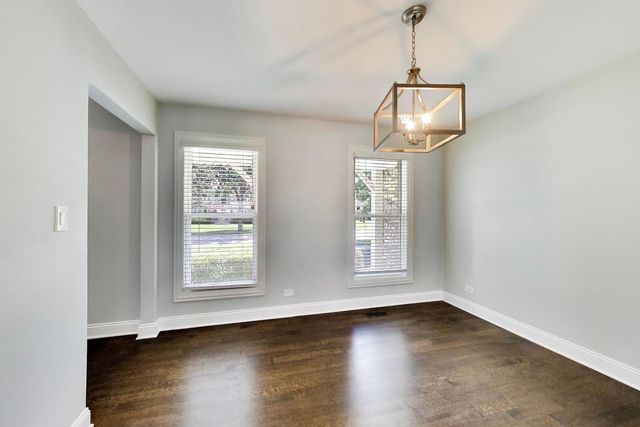 5502 Groveside Lane, Rolling Meadows, IL 60008
