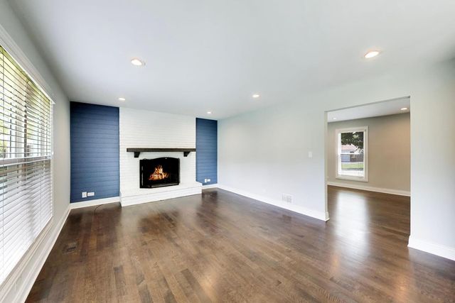 5502 Groveside Lane, Rolling Meadows, IL 60008