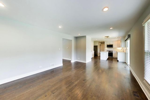 5502 Groveside Lane, Rolling Meadows, IL 60008