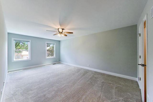 5502 Groveside Lane, Rolling Meadows, IL 60008