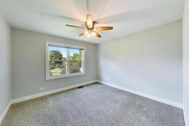 5502 Groveside Lane, Rolling Meadows, IL 60008