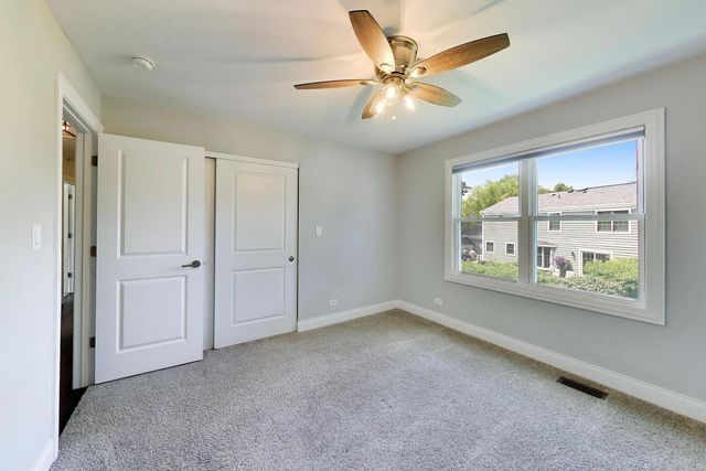 5502 Groveside Lane, Rolling Meadows, IL 60008