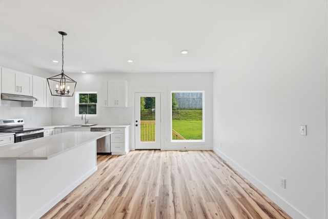 1741 Old Highway 52, Lafayette, TN 37083