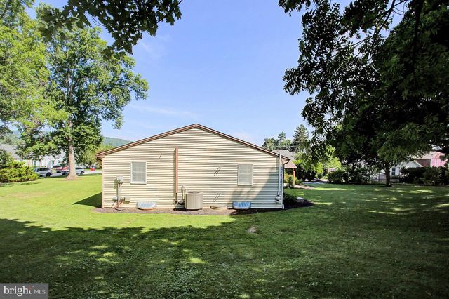 11 S 3RD ST, Dillsburg, PA 17019