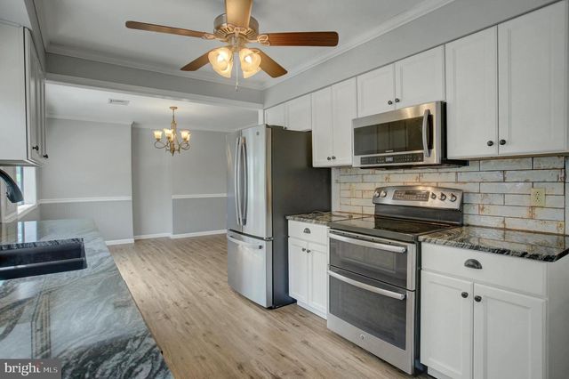 11 S 3RD ST, Dillsburg, PA 17019