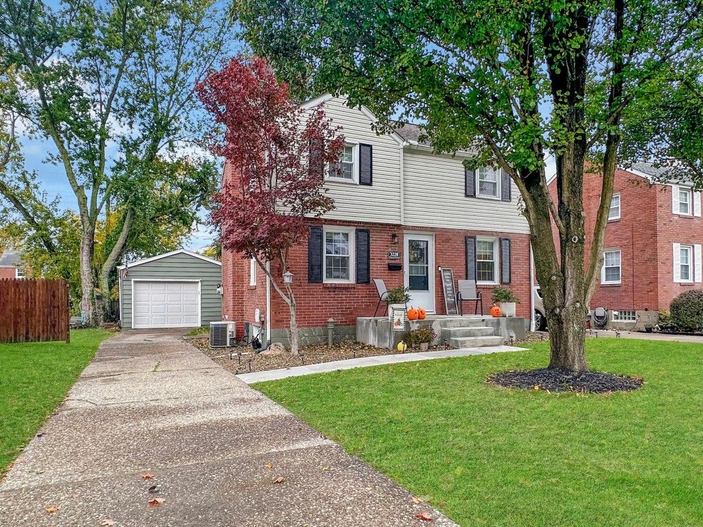 3220 OAKWOOD Street, Erie, PA 16508