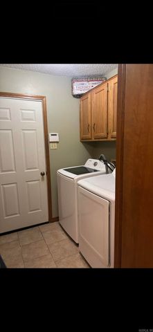 2305 NW meadowlake, Conway, AR 72032