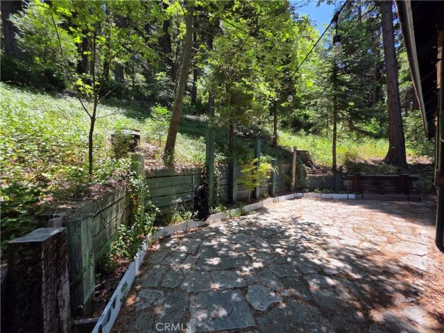 606 Crest Estates Drive, Lake Arrowhead, CA 92352