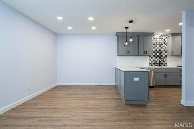 1308 Holgate Drive E1, Ballwin, MO 63021