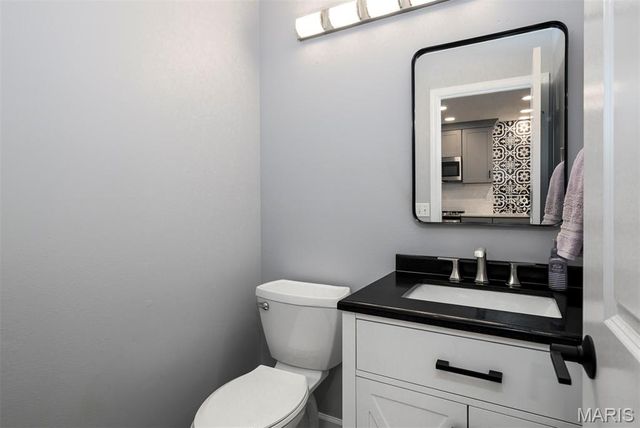 1308 Holgate Drive E1, Ballwin, MO 63021