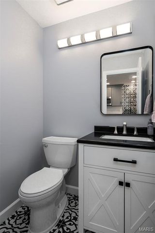 1308 Holgate Drive E1, Ballwin, MO 63021