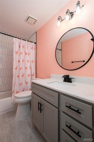 1308 Holgate Drive E1, Ballwin, MO 63021