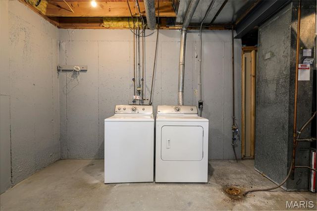 1308 Holgate Drive E1, Ballwin, MO 63021