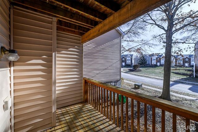 1308 Holgate Drive E1, Ballwin, MO 63021