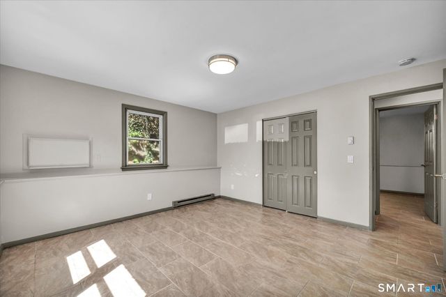 40-44 Briarwood Lane, Branford, CT 06405