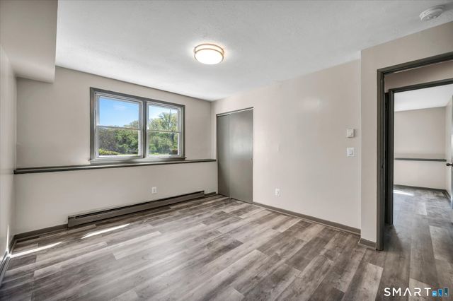 40-44 Briarwood Lane, Branford, CT 06405