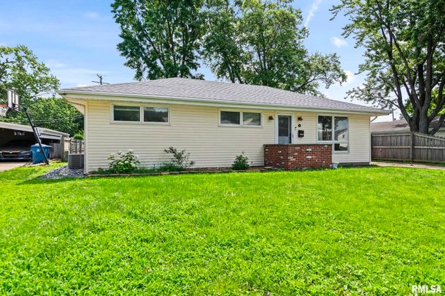 4 N OXFORD Road, Springfield, IL 62702