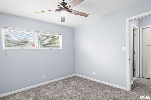 4 N OXFORD Road, Springfield, IL 62702
