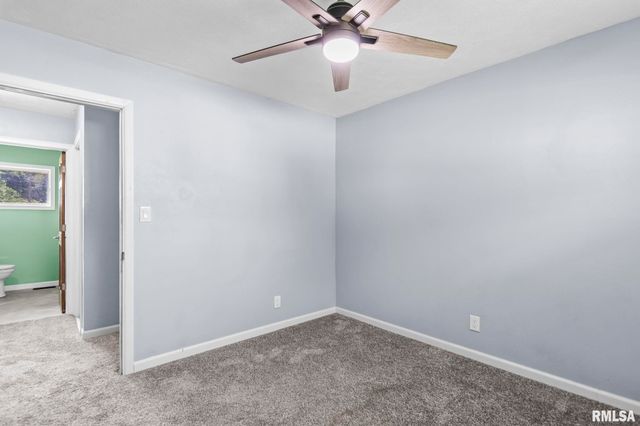 4 N OXFORD Road, Springfield, IL 62702