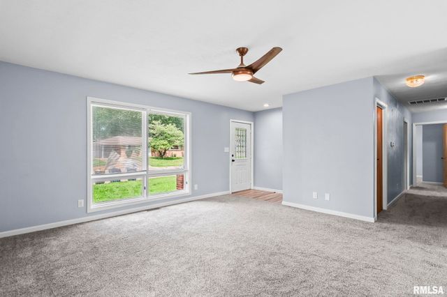 4 N OXFORD Road, Springfield, IL 62702