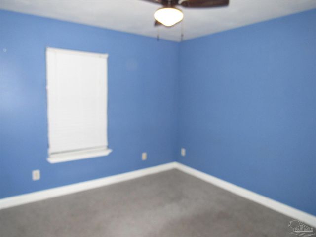 7804 Oak Forest Dr, Pensacola, FL 32514