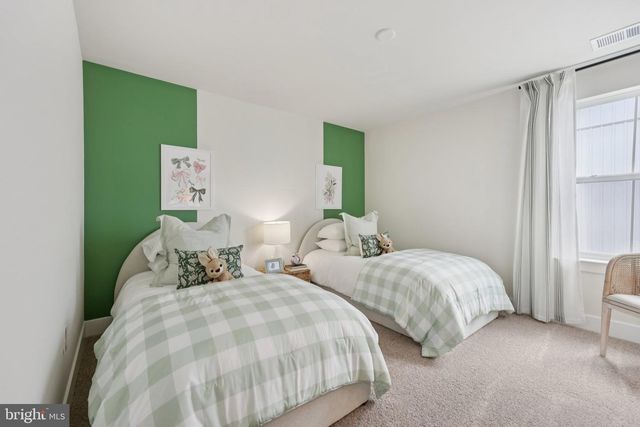 120 TRELLIS VIEW LN, Winchester, VA 22602