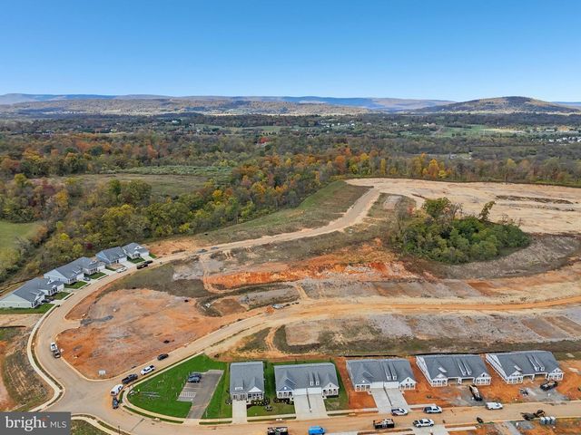 120 TRELLIS VIEW LN, Winchester, VA 22602
