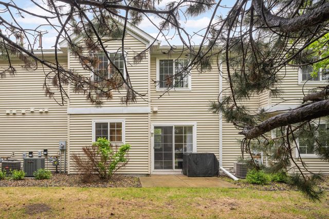 15357 Greenhaven Lane 102, Burnsville, MN 55306