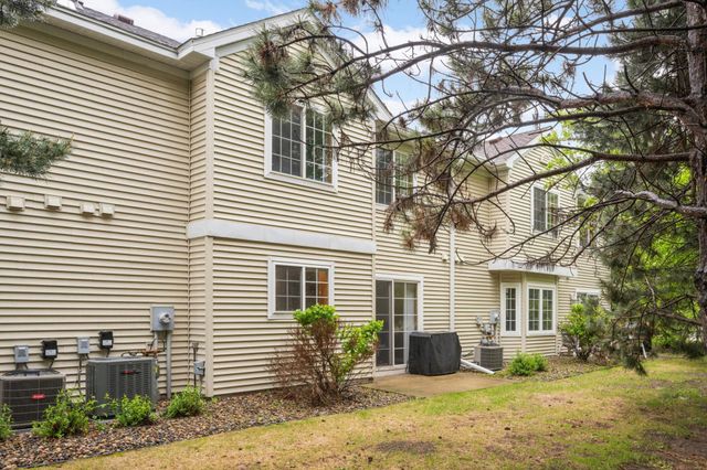 15357 Greenhaven Lane 102, Burnsville, MN 55306