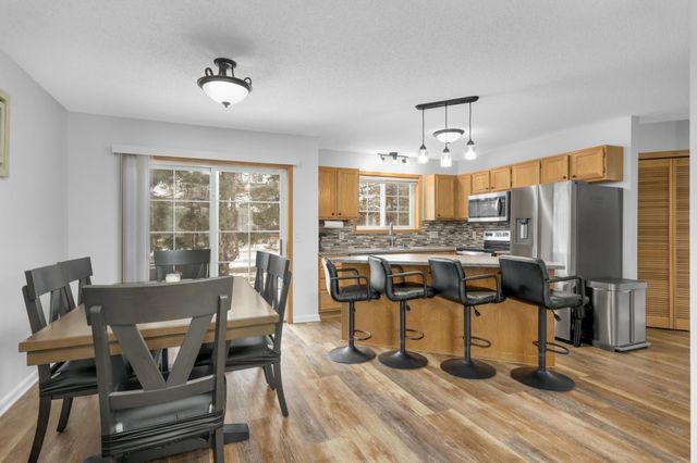 15357 Greenhaven Lane 102, Burnsville, MN 55306