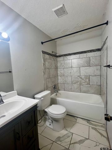 227 S McWhorter, Mineola, TX 75773