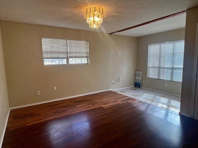 227 S McWhorter, Mineola, TX 75773