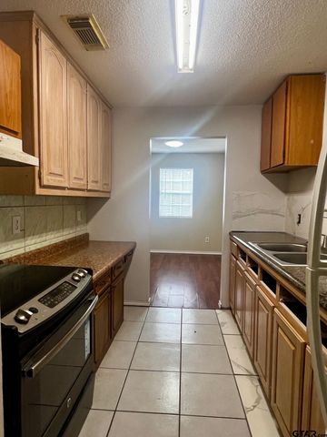 227 S McWhorter, Mineola, TX 75773