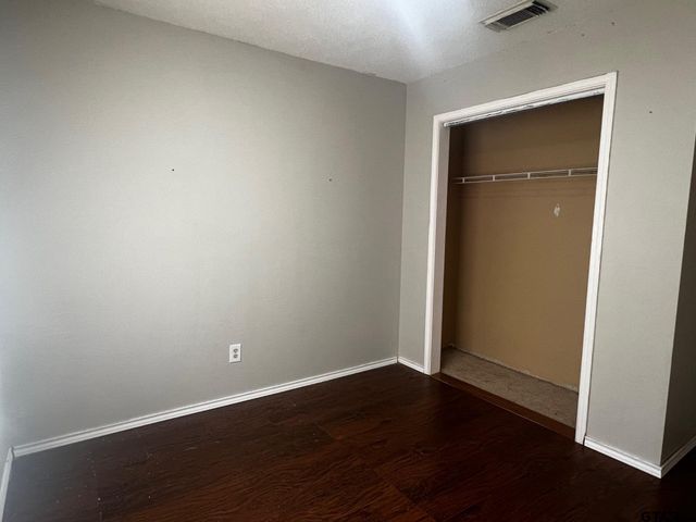 227 S McWhorter, Mineola, TX 75773