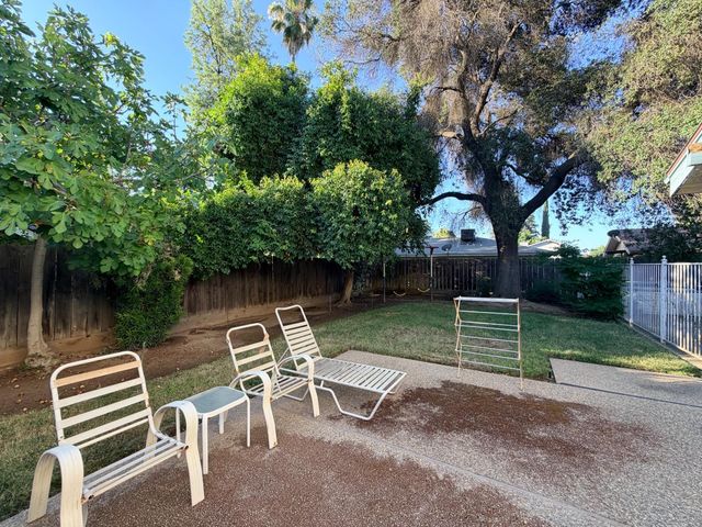 187 W Quincy Avenue, Fresno, CA 93711