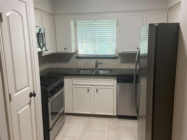 60 Oldstream Court, The Woodlands, TX 77381