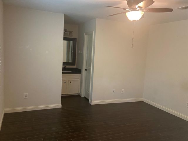 60 Oldstream Court, The Woodlands, TX 77381