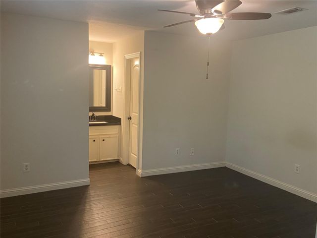 60 Oldstream Court, The Woodlands, TX 77381