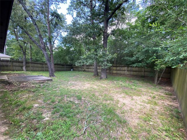60 Oldstream Court, The Woodlands, TX 77381