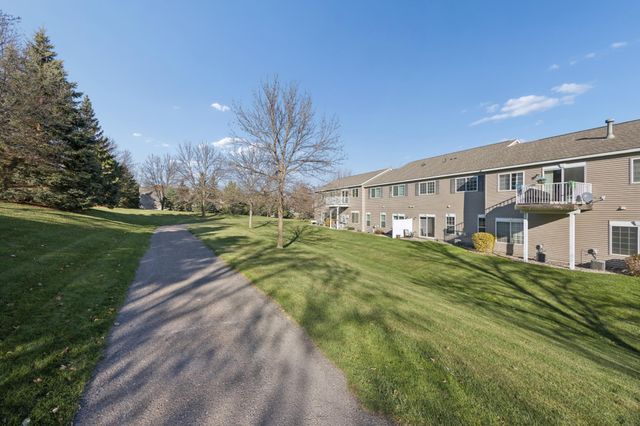 2814 Spy Glass Drive, Chaska, MN 55318