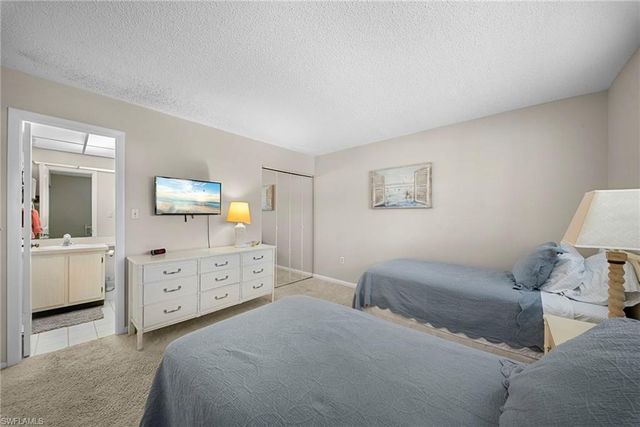 400 Forest Lakes BLVD 204, Naples, FL 34105