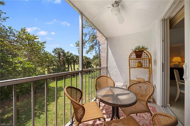 400 Forest Lakes BLVD 204, Naples, FL 34105