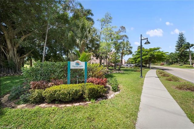 400 Forest Lakes BLVD 204, Naples, FL 34105