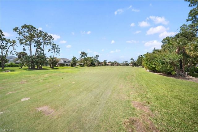 400 Forest Lakes BLVD 204, Naples, FL 34105