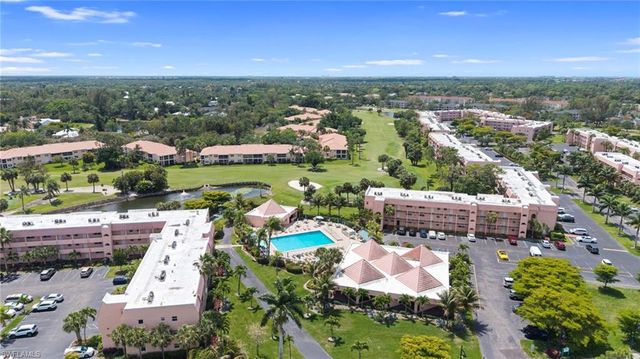 400 Forest Lakes BLVD 204, Naples, FL 34105